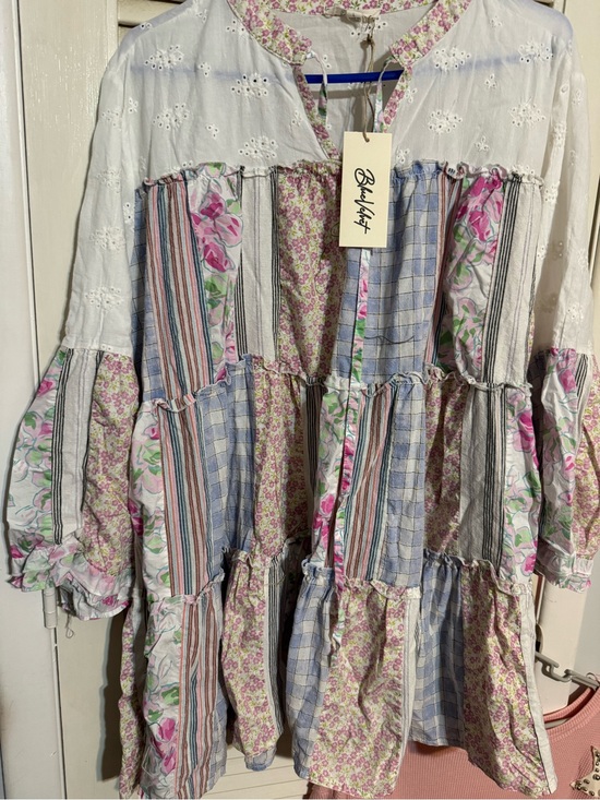Blue Velvet Tops - Billabong Patchwork Floral Peasant Top - White Multi